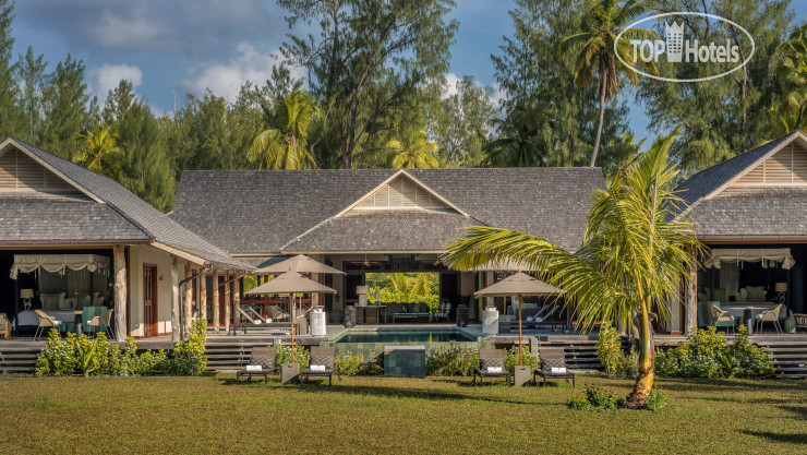 Фото Four Seasons Resort Seychelles at Desroches Island